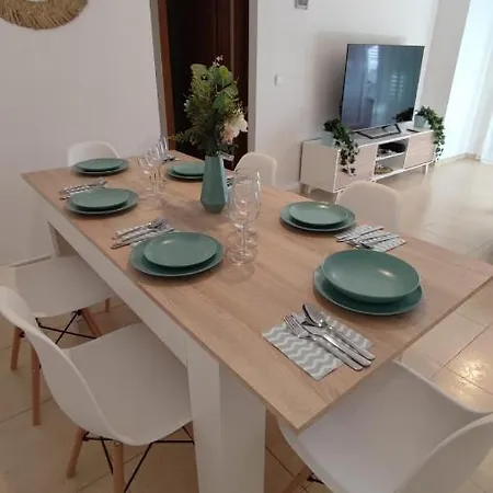 Planta Baja Con Piscina Apartment